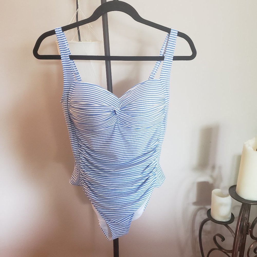 NipTuck Swimsuit 🌞
